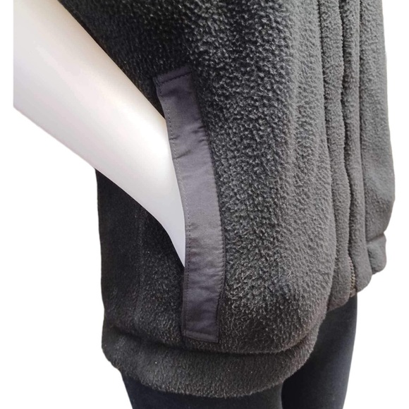 Patagonia Women's Charcoal Gray Teddy Fleece Jacket - Picture 5 of 13